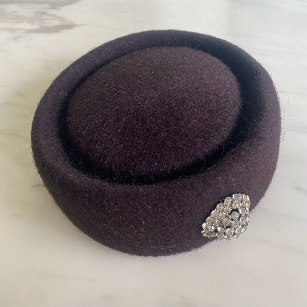Very Cute Vintage Wool Felted Pillbox Hat - Picture 6 of 8